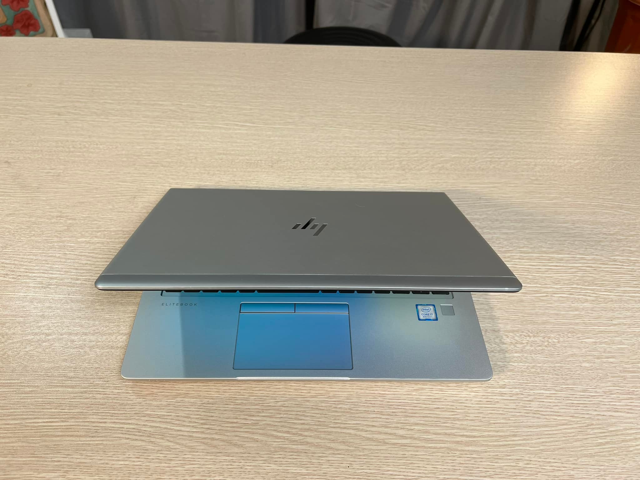 Laptop HP Elitebook 830G5-1.jpeg